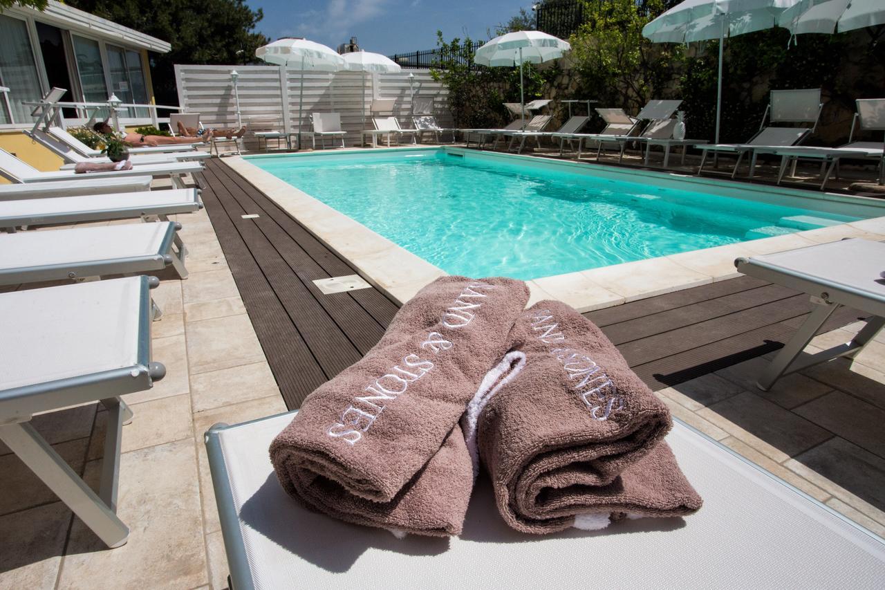 Hotel Villa Serena Castellammare di Stabia Exterior photo
